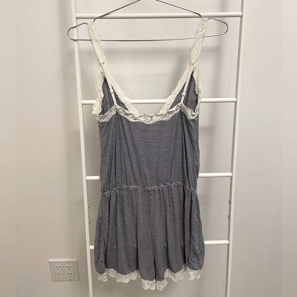 Lightweight Romper Nightie - Picture 2 of 3